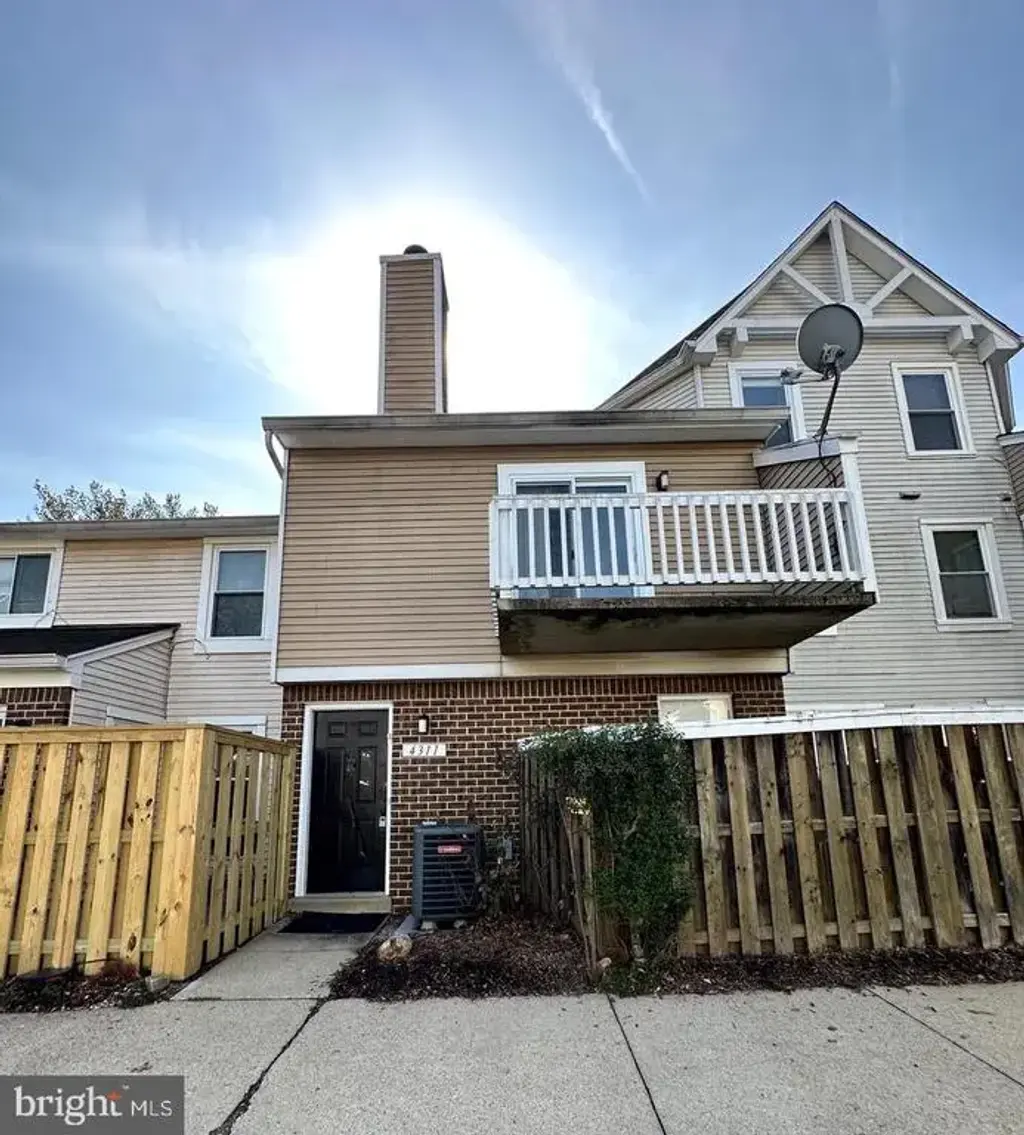4311 Pembrook Village Dr #9, ALEXANDRIA
