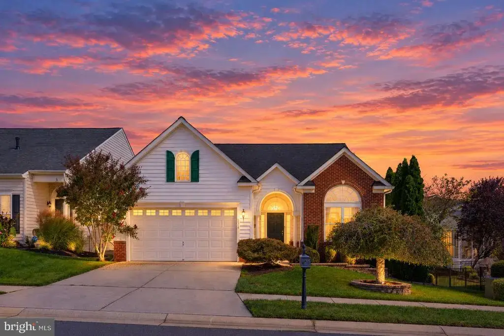 5619 E Kesslers Xing, FREDERICKSBURG