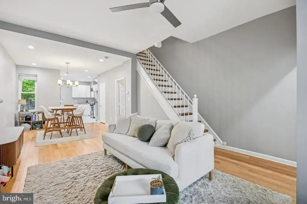 115 E Duval St, PHILADELPHIA
