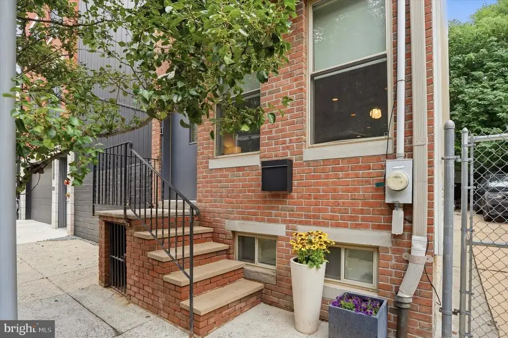 727 N Uber St, PHILADELPHIA