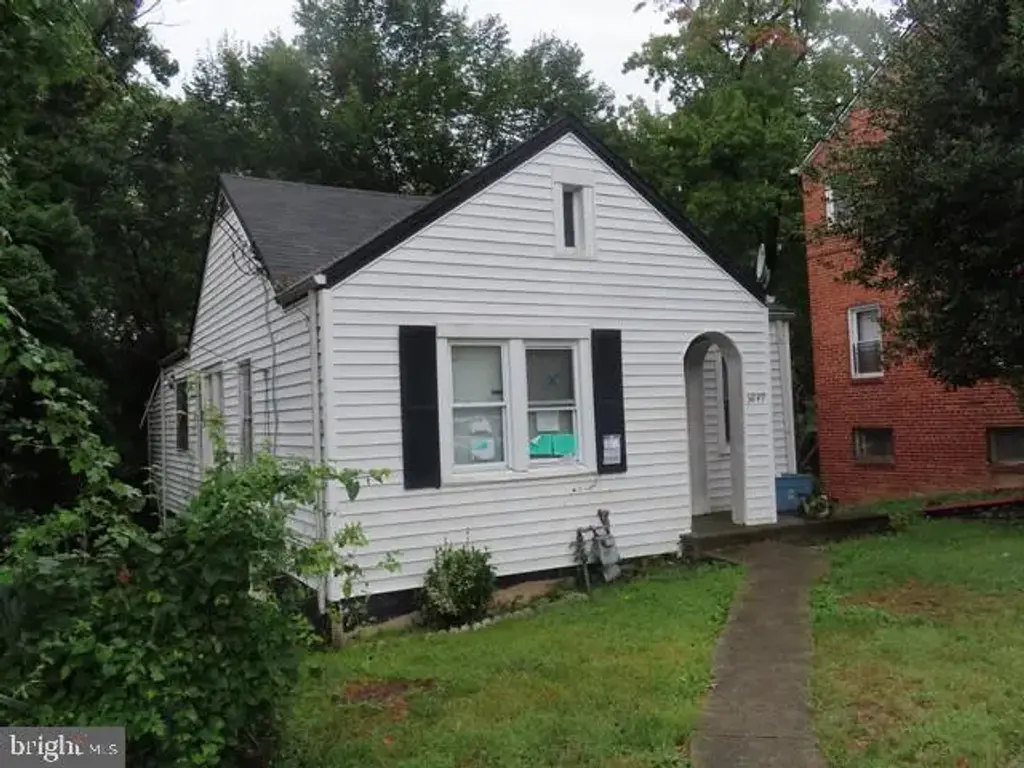 3849 Halley Ter Se, WASHINGTON