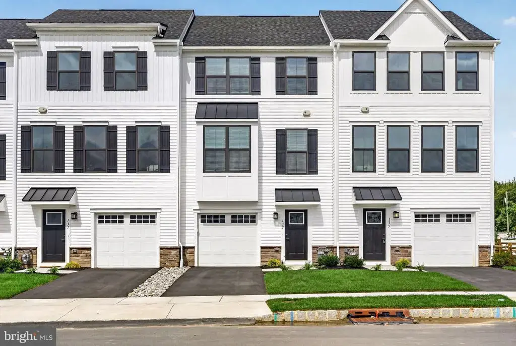 133 Domenica Dr, MOORESTOWN