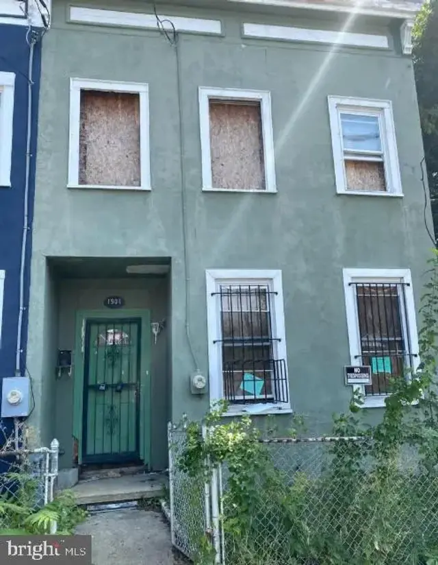 1901 Capitol Ave Ne, Washington