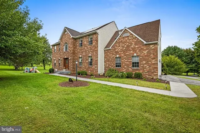 19 Deep Powder Ct, Woodstock