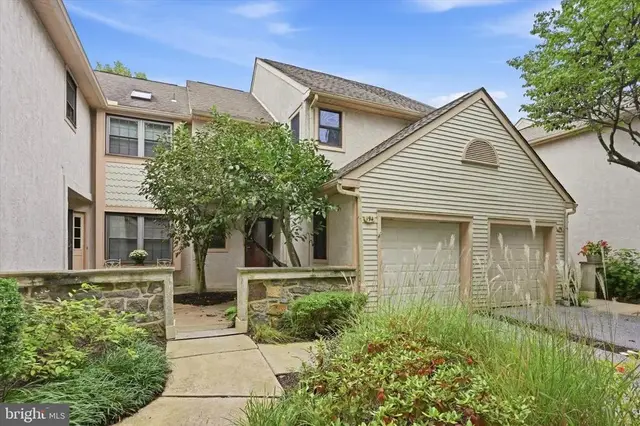 194 Mansion House Dr #205c, West Chester