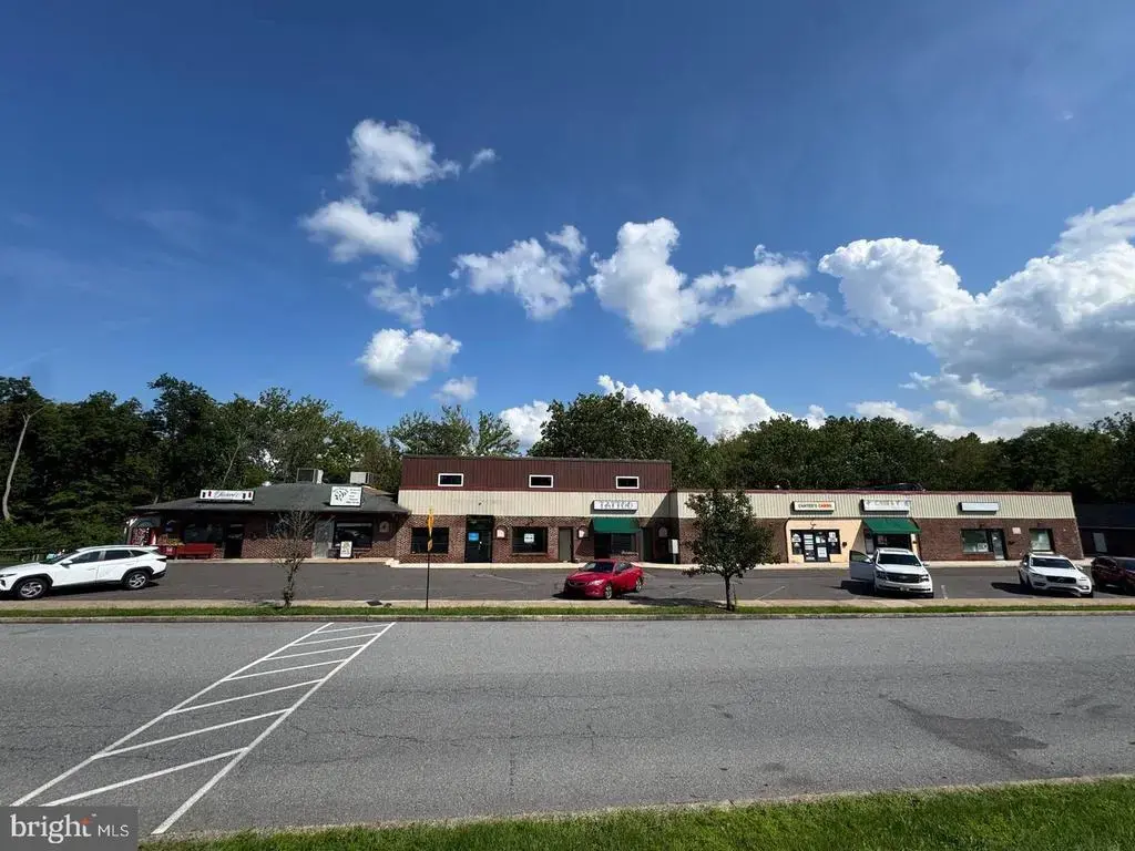 1 Park Ln, DOUGLASSVILLE