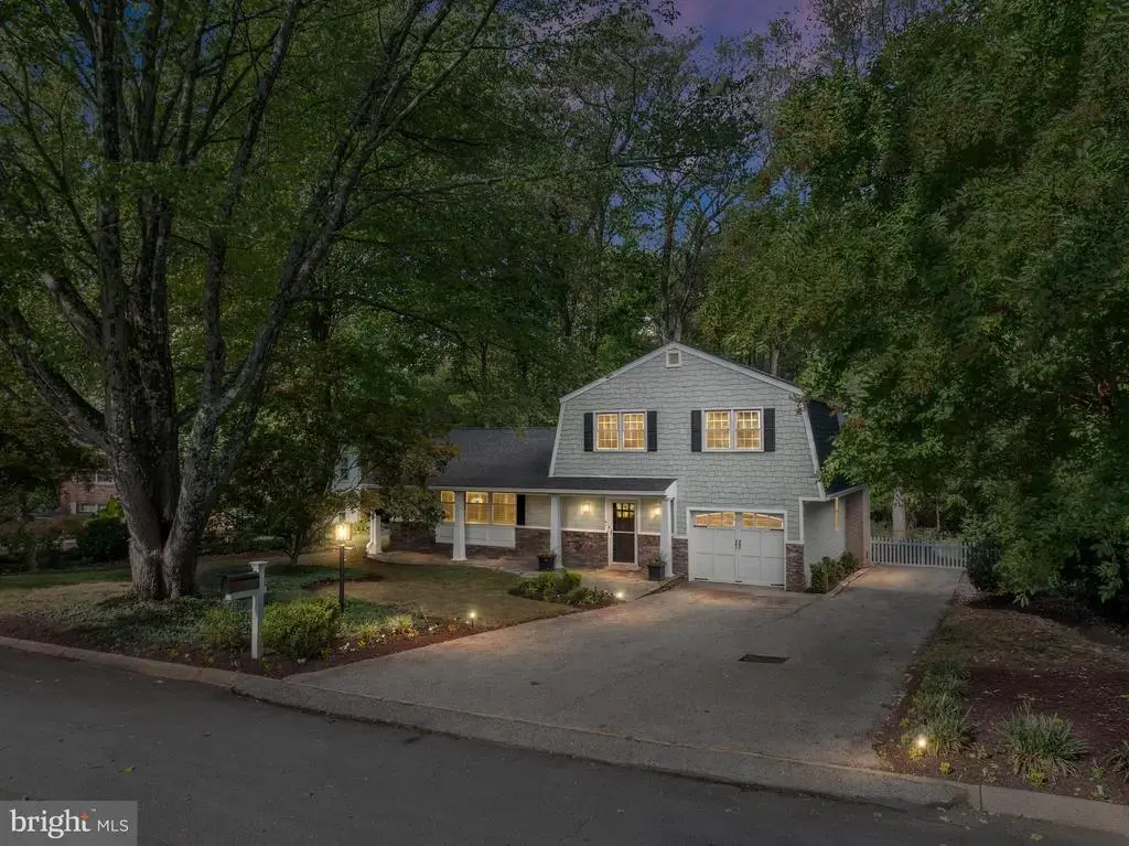 1130 Mainsail Dr, ANNAPOLIS