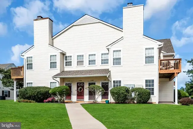 97 Horseshoe Dr #97, Quakertown