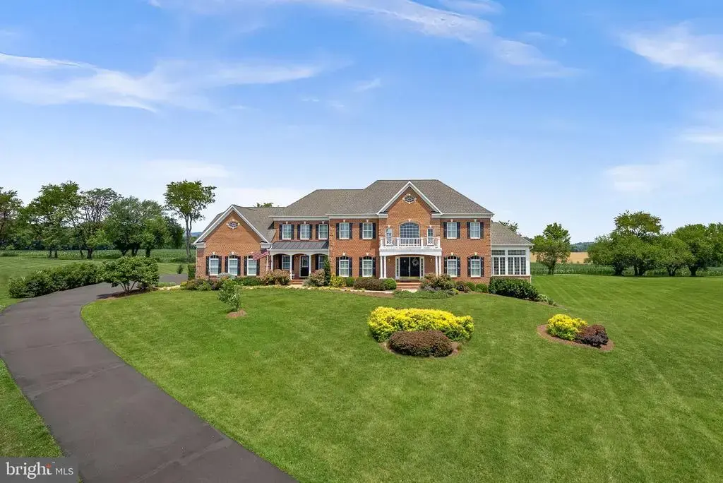 16544 Goldencrest Cir, PURCELLVILLE