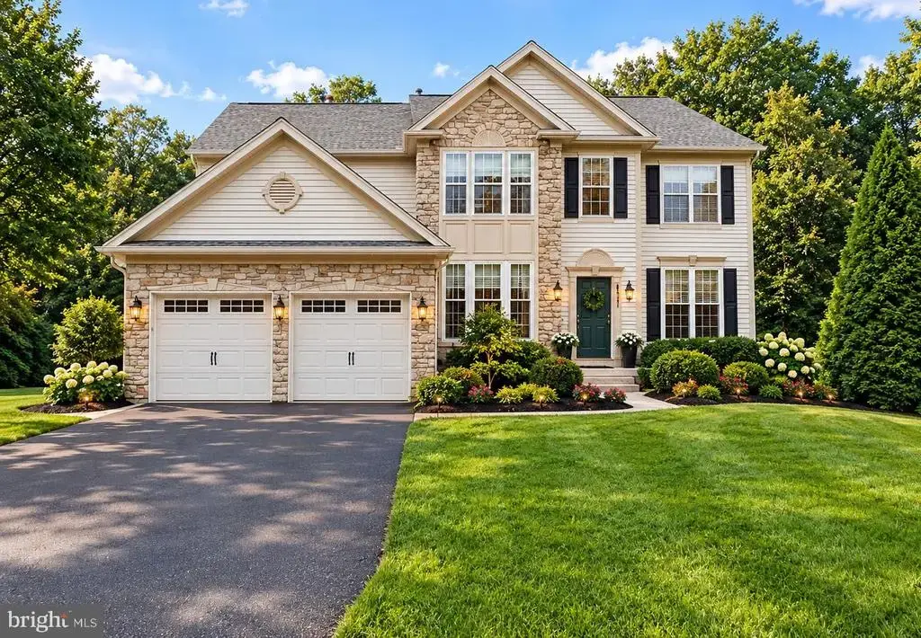 6437 Shannon Ct, CLARKSVILLE