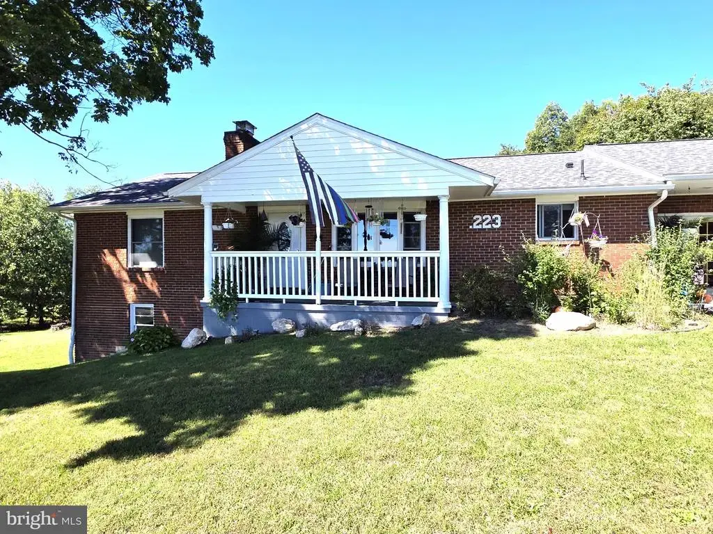 223 Stotelmyer Ln, MARTINSBURG