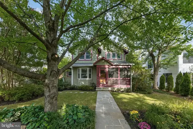 6819 Delaware St, Chevy Chase
