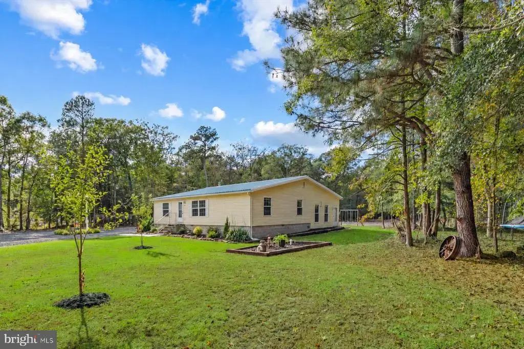 26813 Lonesome Rd, SEAFORD
