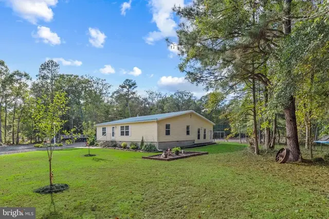 26813 Lonesome Rd, Seaford