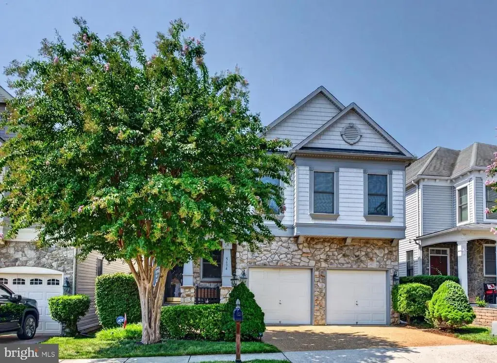 5694 Tower Hill Cir, ALEXANDRIA