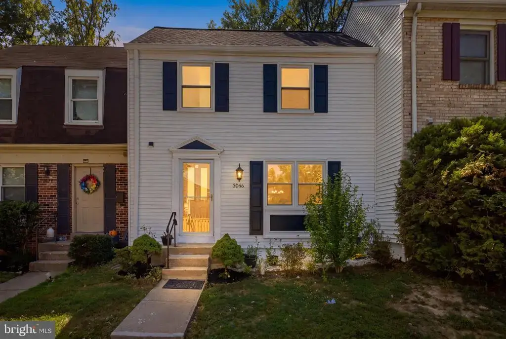 3046 Talking Rock Dr, FAIRFAX