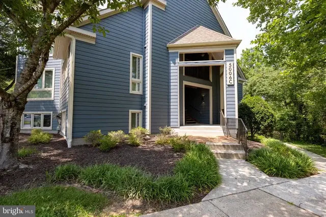 5006 Dorsey Hall Dr #c-2, Ellicott City