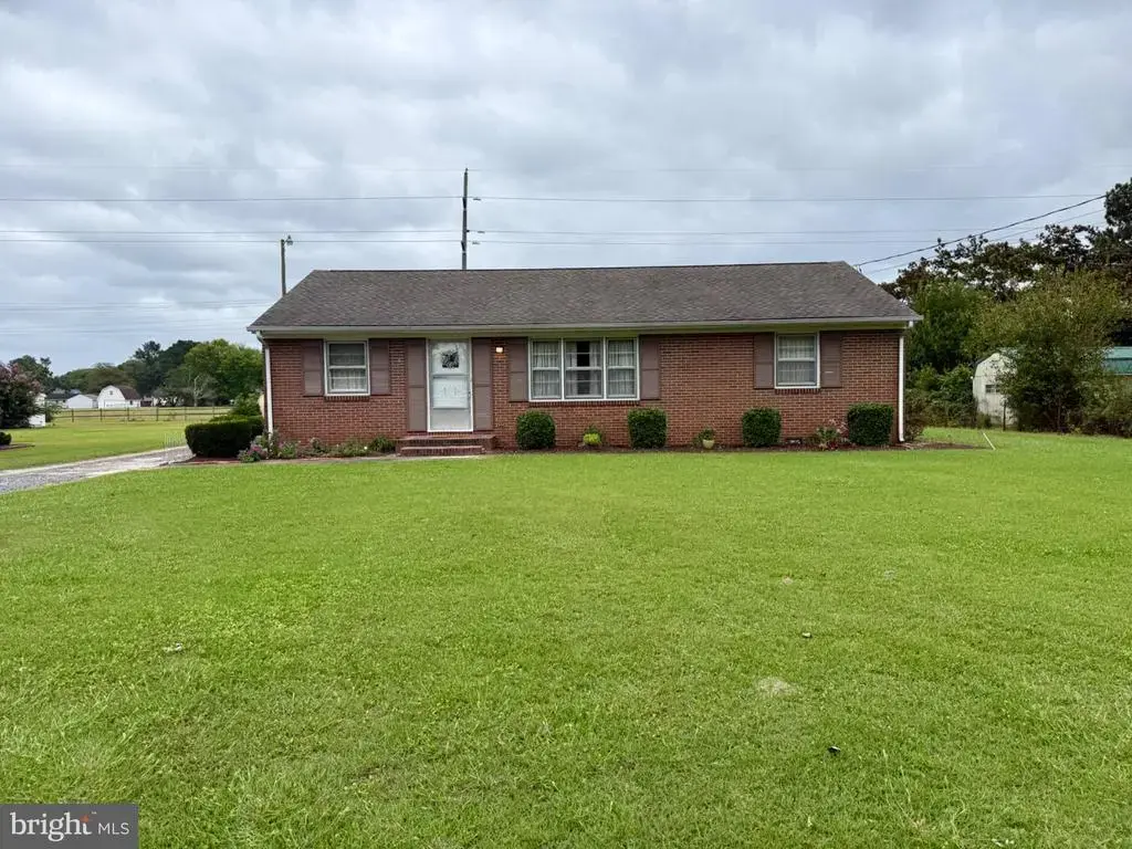 325 Calvin Dr, SALISBURY