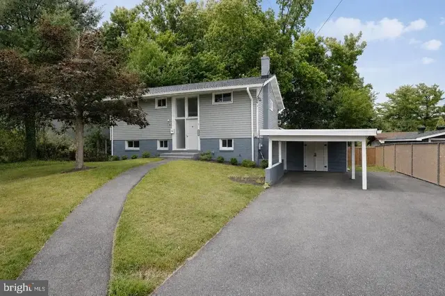 13802 Marianna Dr, Rockville