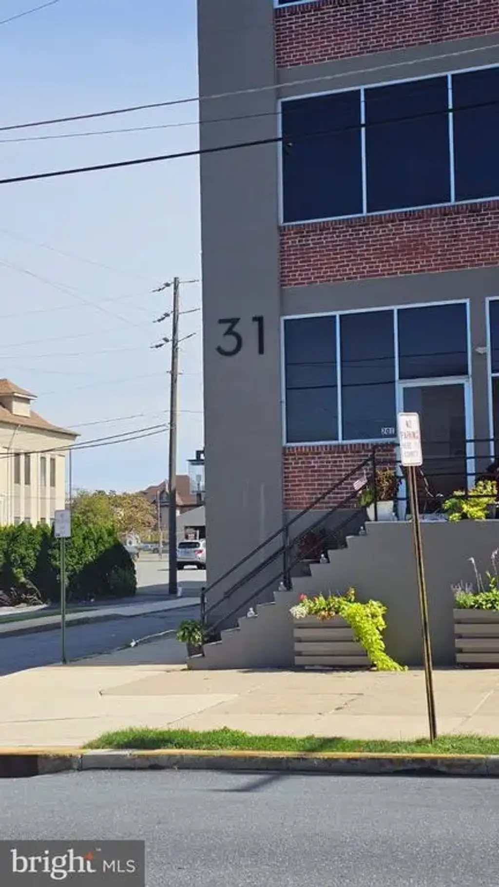 31 S Sterley St #401, READING