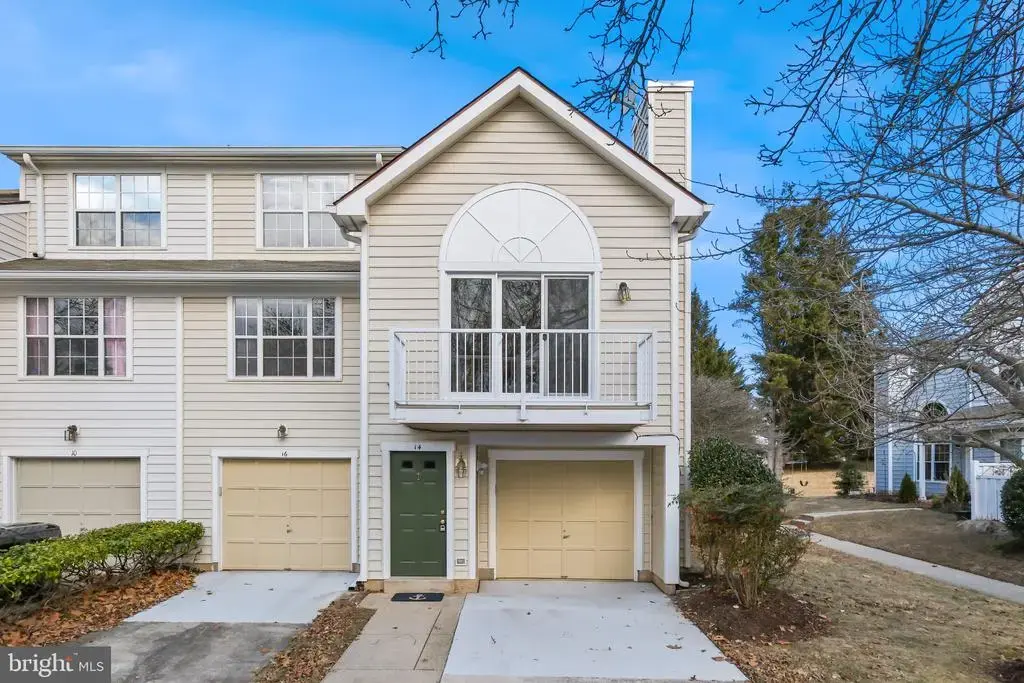 14 Amarillo Ct #128, GERMANTOWN