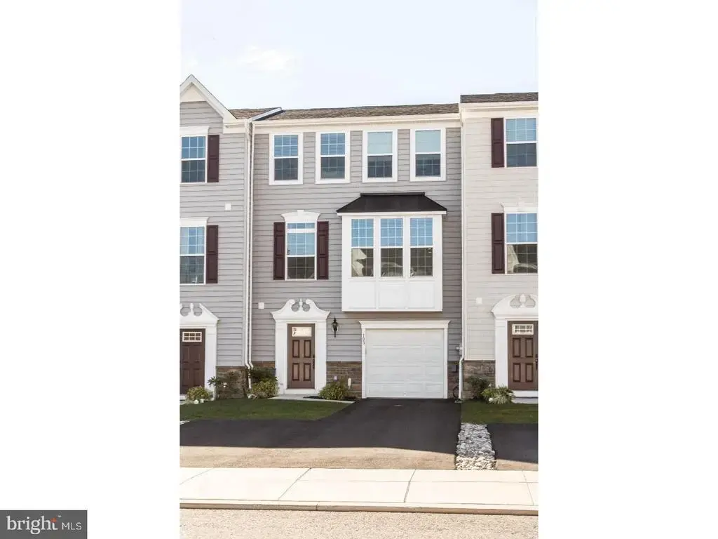 103 Tulip Ln, GILBERTSVILLE