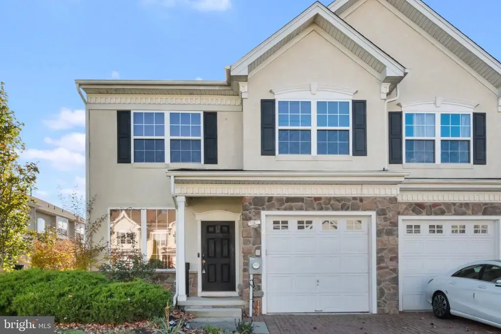 21 Kingswood Ct, WESTAMPTON