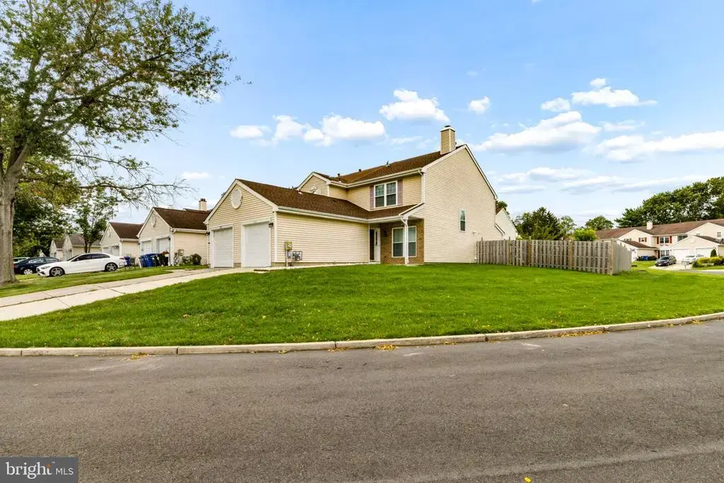123 Winstead Dr, WESTAMPTON