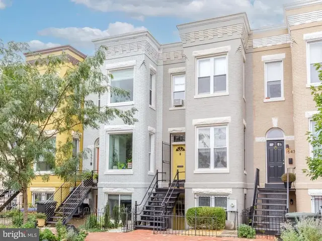 1549 4th St Nw, Washington