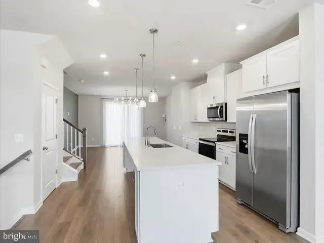 26052 Ridge Rd, Damascus
