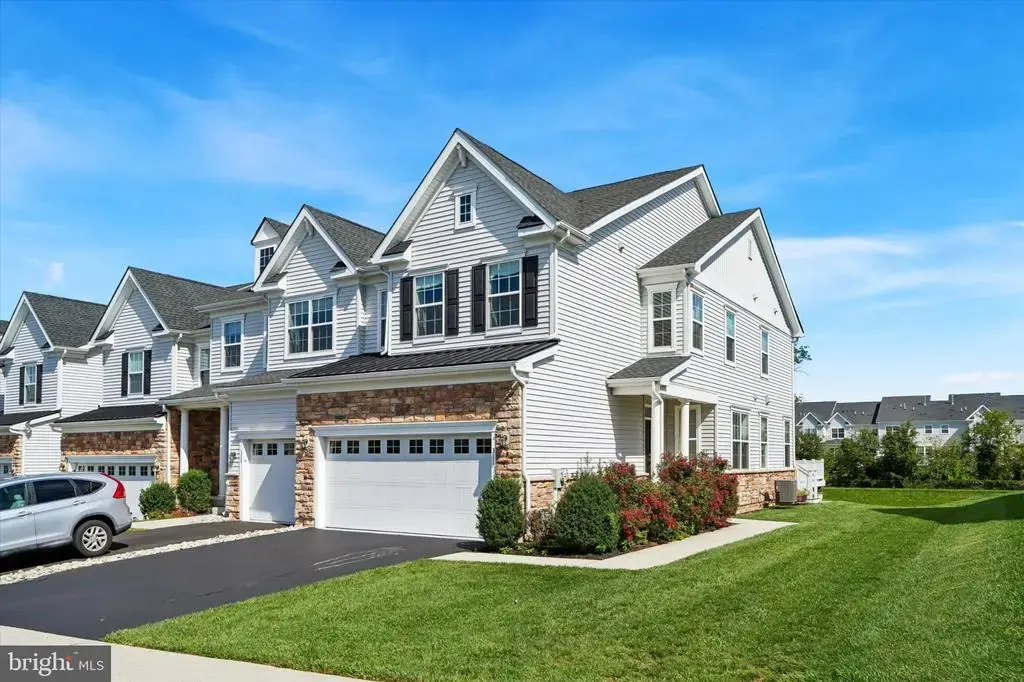 311 Goldman Dr, PHOENIXVILLE