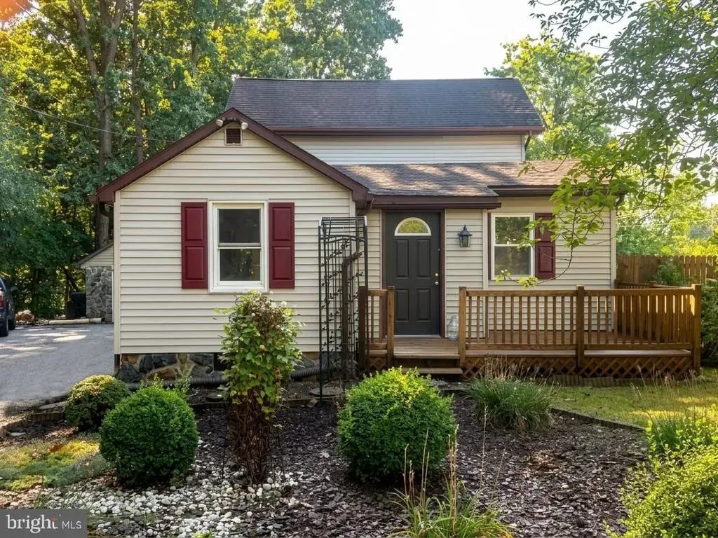 2952 Cape Horn Rd, RED LION