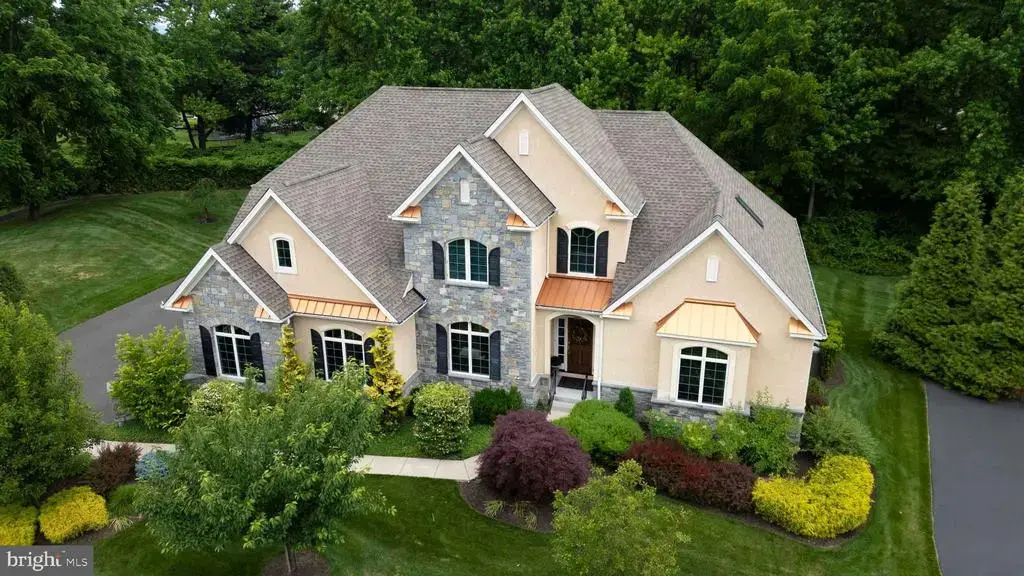 600 Harpers Ln, HUNTINGDON VALLEY