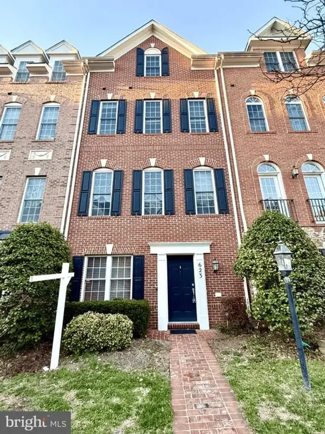 623 Hurdle Mill Pl, Gaithersburg