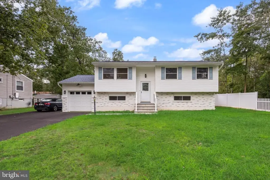 408 California Trl, BROWNS MILLS