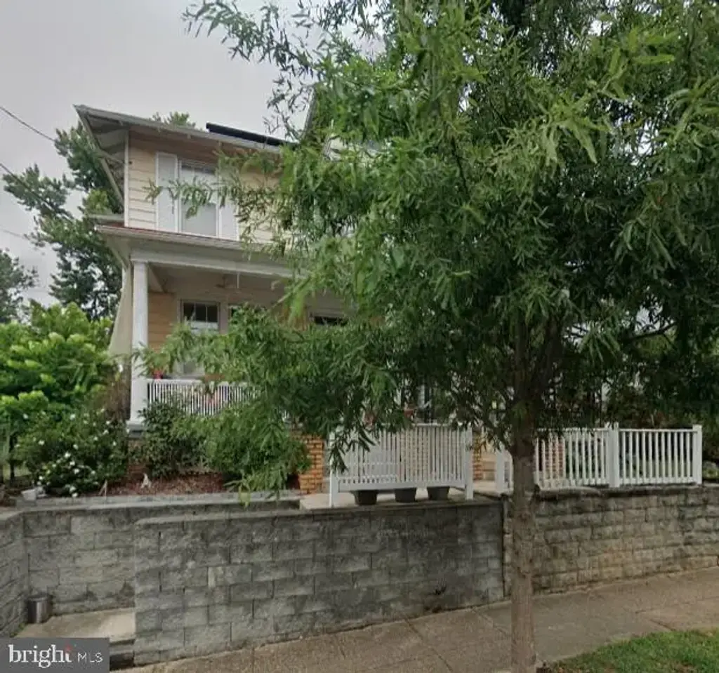 617 Fern Pl Nw, WASHINGTON