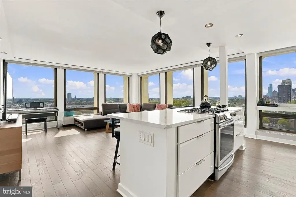 220 Locust St #12gs, PHILADELPHIA