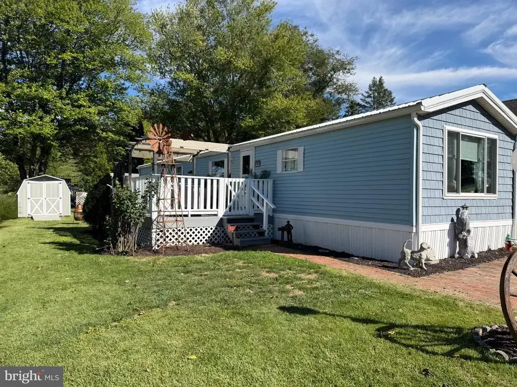 209 Memory Ln, HAMBURG