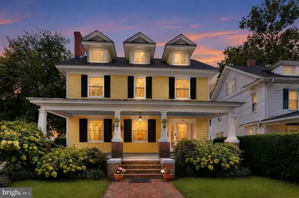 206 Walnut St, SALISBURY