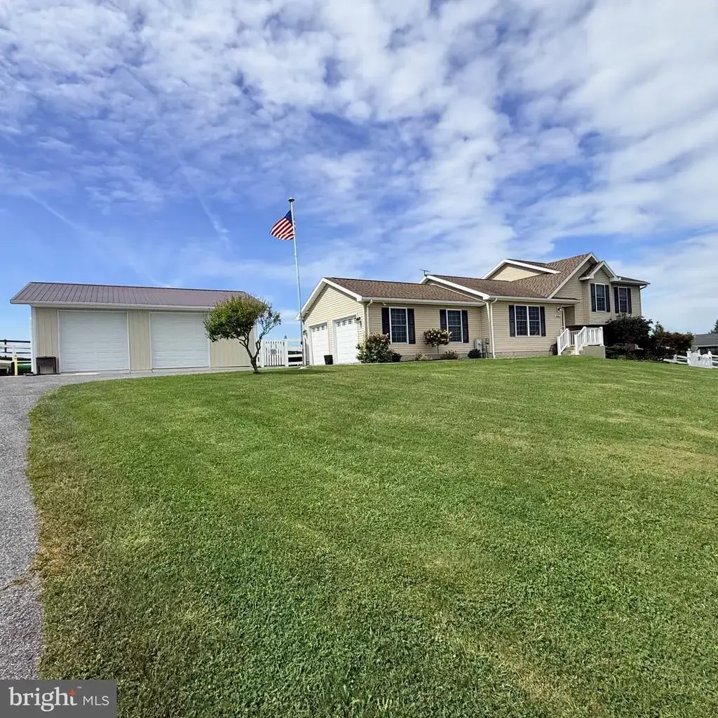 847 Mich Trace Rd, WESTMINSTER