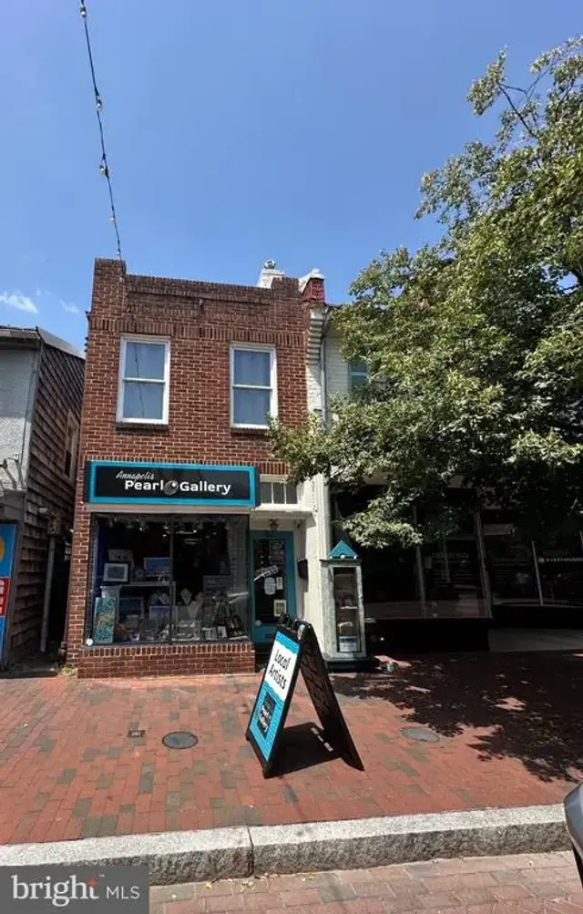 32 West St #b, Annapolis