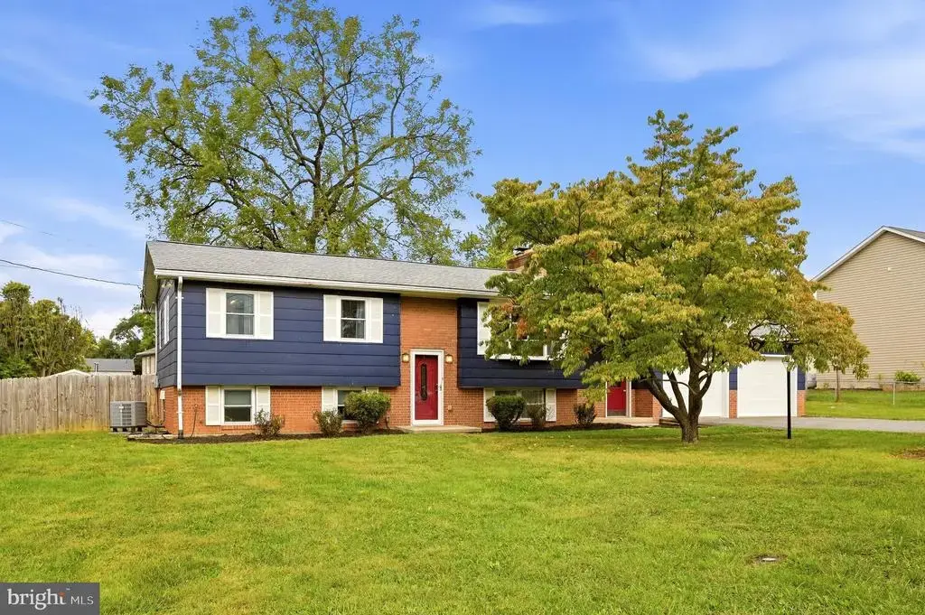 175 Pointer Way, INWOOD