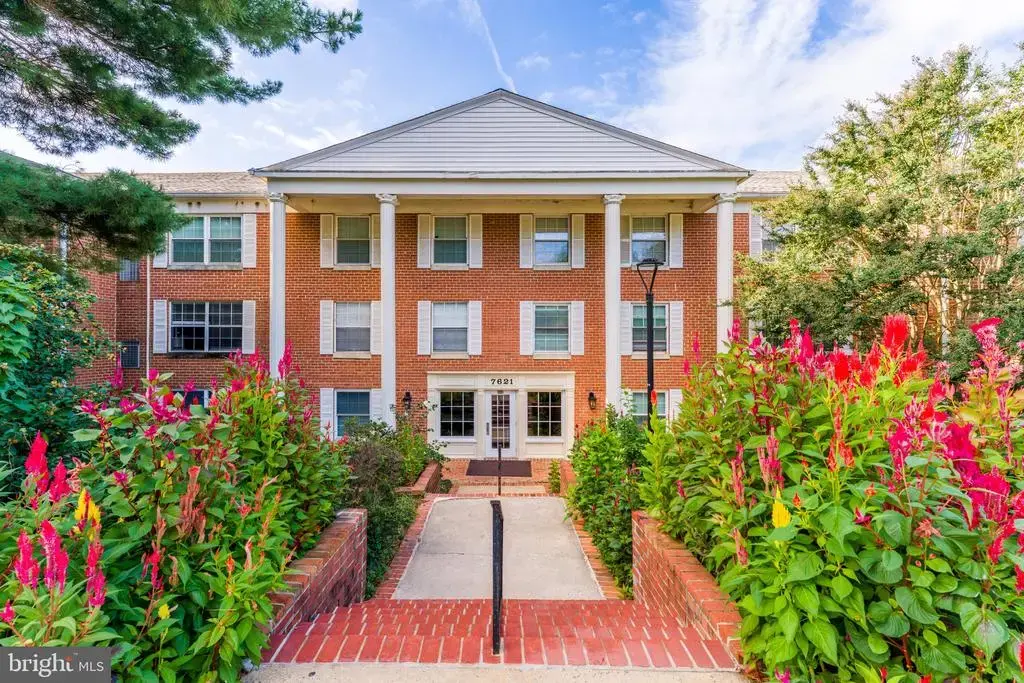 7621 Tremayne Pl #308, MCLEAN