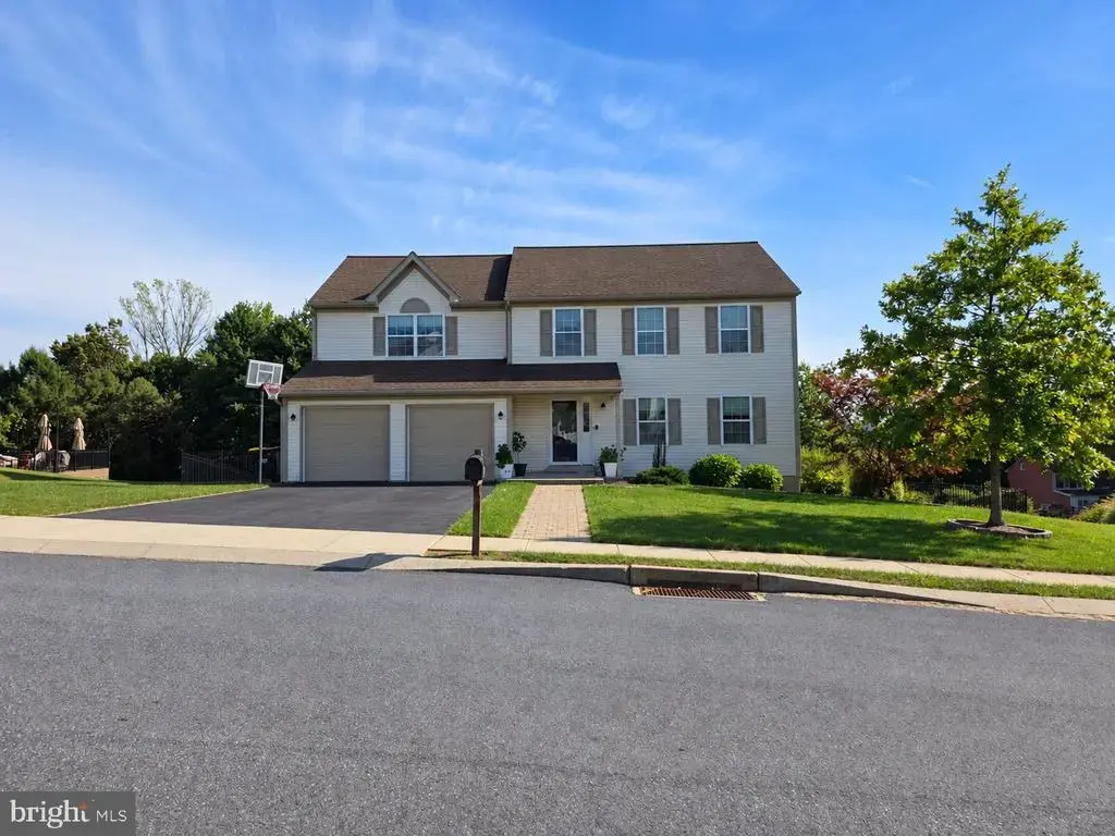 59 Sunglo Dr, LEESPORT