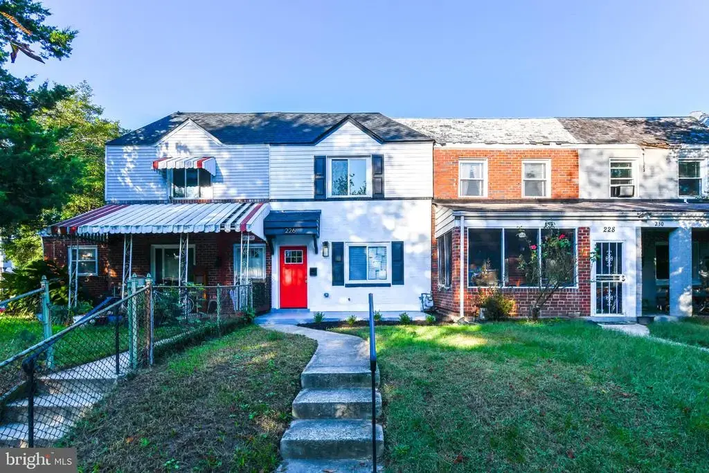 226 34th St Ne, WASHINGTON