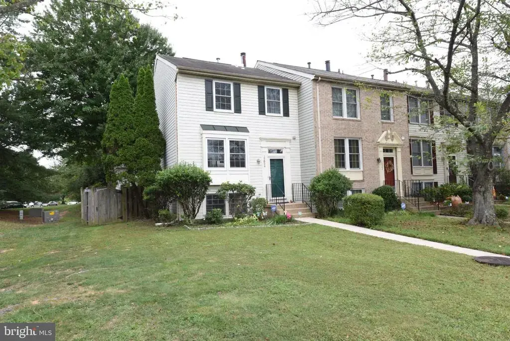 12824 Frontier Ln, WOODBRIDGE