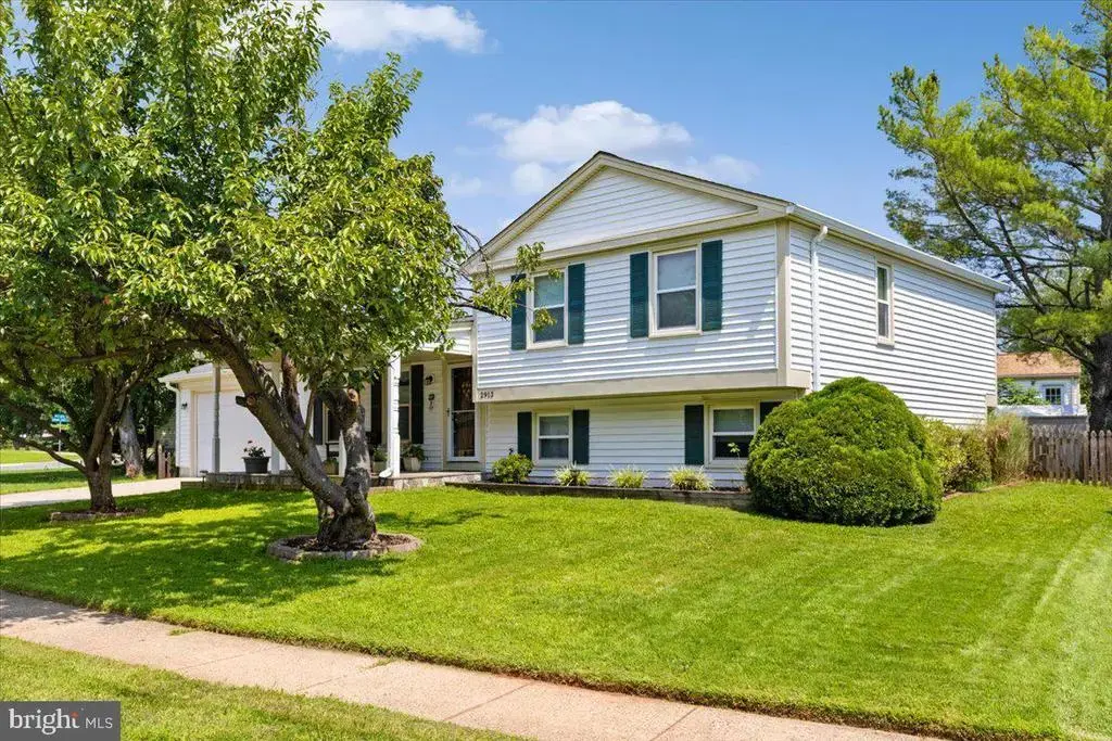 2913 Ashdown Forest Dr, HERNDON