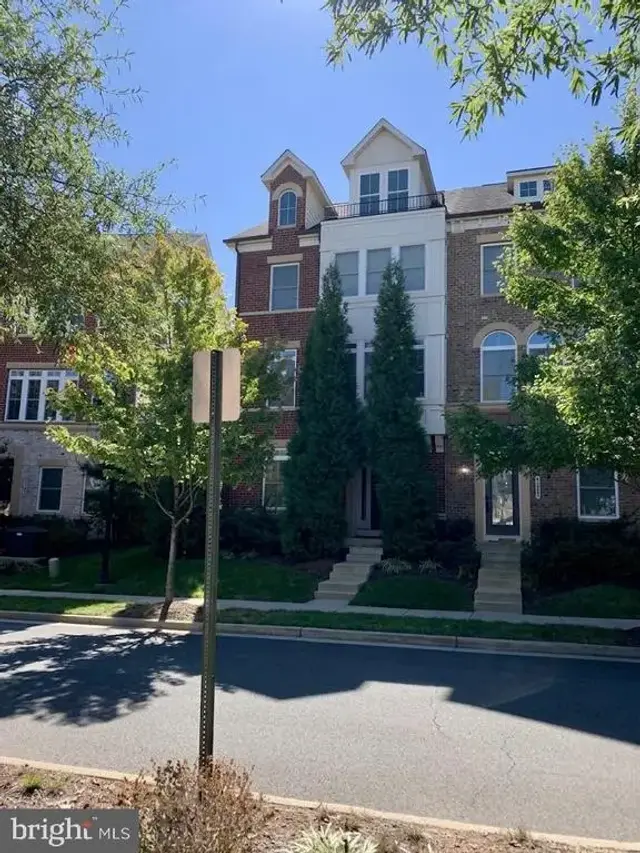 44687 Collingdale Ter, Ashburn
