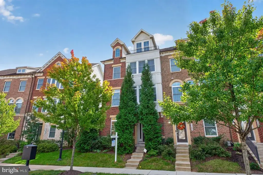 44687 Collingdale Ter, ASHBURN