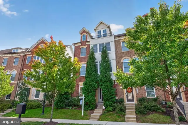 44687 Collingdale Ter, Ashburn